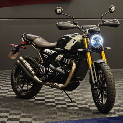 TRIUMPH SCRAMBLER 400 X 